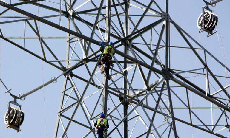 Aquestes torres de gran alçada i envergadura no són necessàries, segons l&#039;estudi.