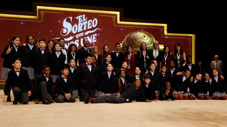 Las claves para compartir un décimo de lotería: "Vamos a tener las dos cosas, la amistad y las cosas claras"