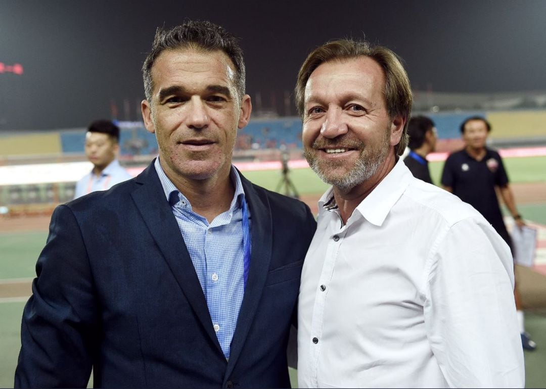 Carlos Granero y Luis García Plaza, en China