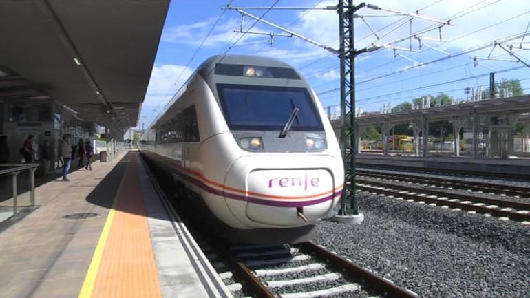 Primer aniversario de la conexión de alta velocidad.