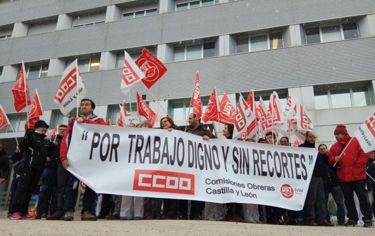 Los trabajadores de Grupo Norte realizan el primer paro de media hora