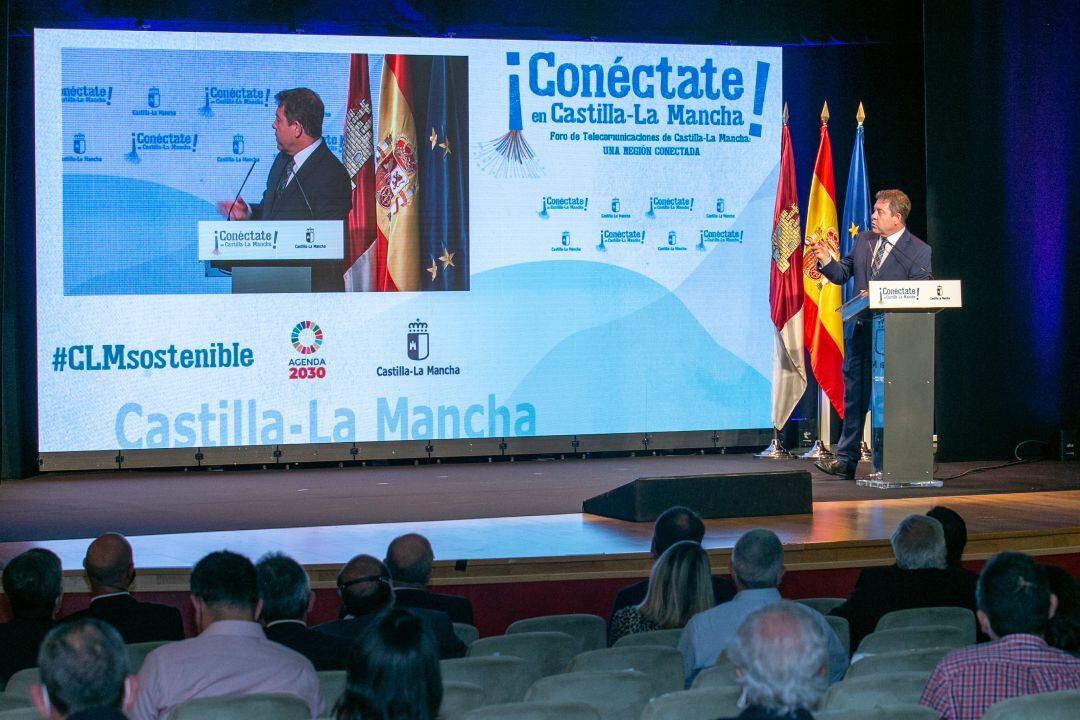 Emiliano García-Page, presidente de la Junta, en el I Foro de Telecomunicaciones