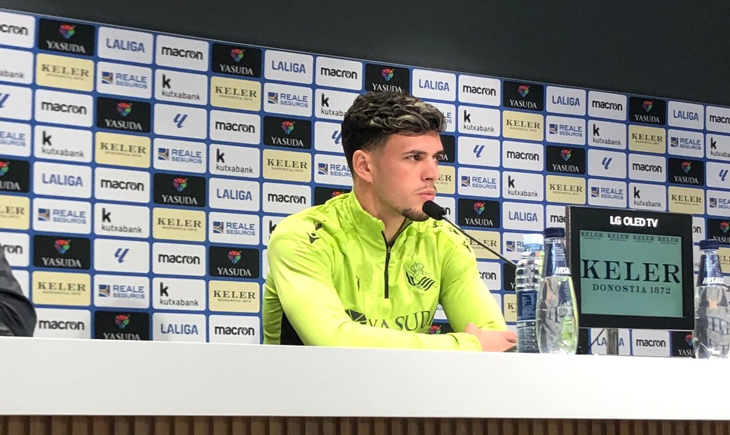 Javi López, en la sala de prensa de Zubieta.