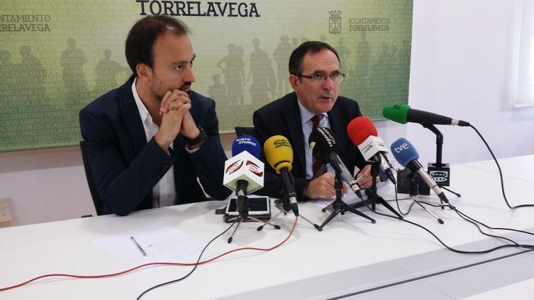 Alcalde y Primer Teniente mostraron su enfado en la rueda de prensa de valoración del pleno