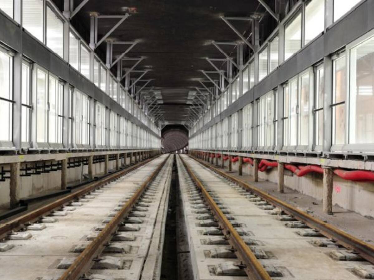 La L9 anirà en via única entre Collblanc i Z. Universitària