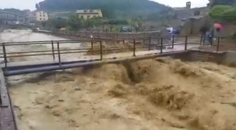 El río Riguel, a su paso por Uncastillo 