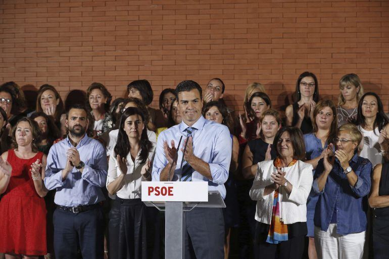 El Secretario General del PSOE, Pedro Sanchez, tras la reunión celebrada ayer para el Acuerdo Social, Político e Institucional contra la violencia de género.