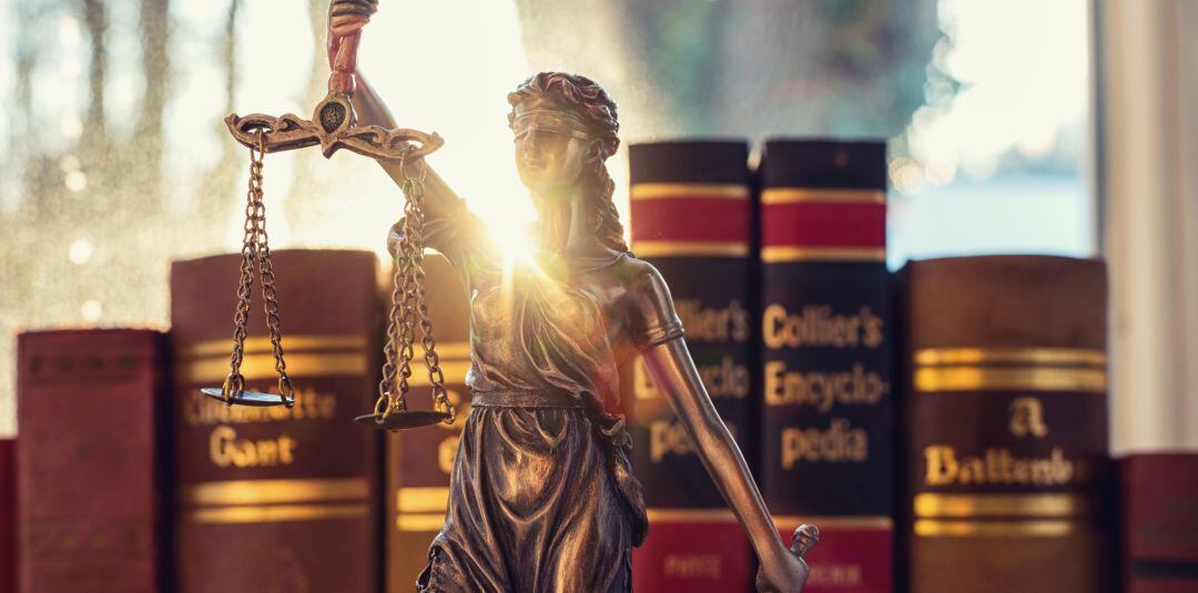 El juzgado de guardia de Murcia ha puesto a los dos a disposición del Juzgado de Violencia sobre la Mujer después de que ambos se acogieran a su derecho a no declarar