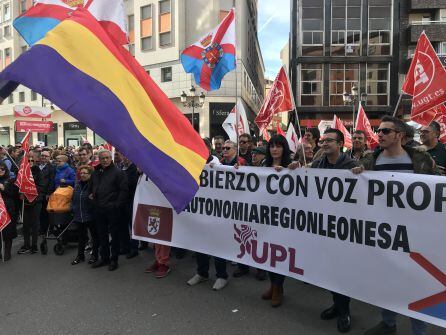 La protesta salió de la plaza de Lazúrtegui