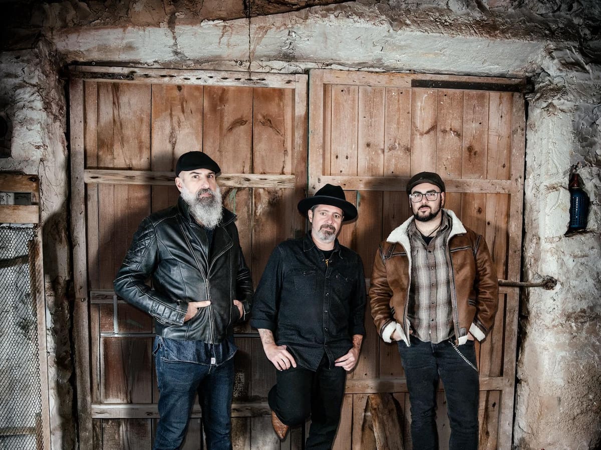 The Deaf Buffalos presenta este sábado "País", su segundo álbum con raíces americanas y un marcado contenido social y político