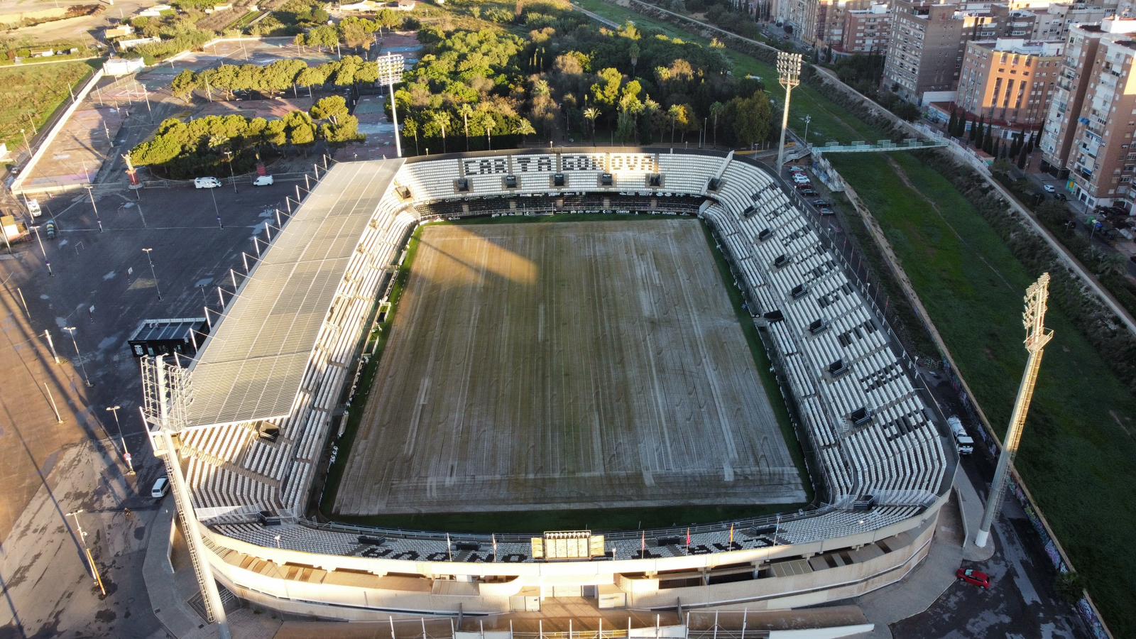 El estado del césped del Cartagonova a tres días de que se dispute el partido de Copa