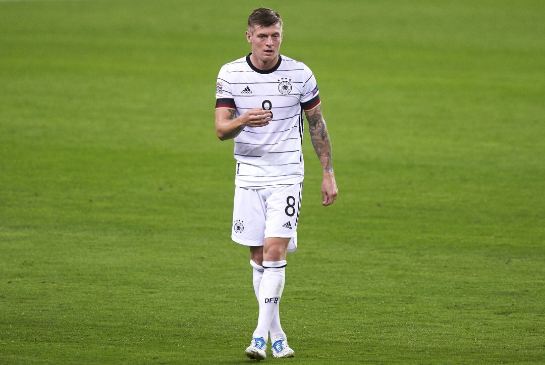 Toni Kroos, en un partido con al selección alemana