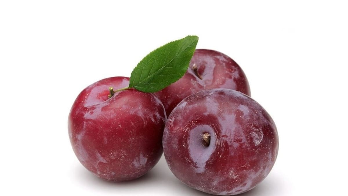 Las posibilidades de la cúrcuma y una receta de tarta de ciruelas