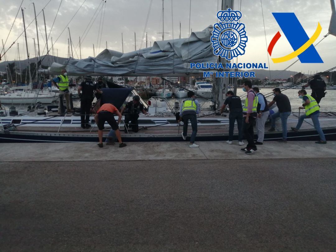 Intervención de un velero en El Saladillo.