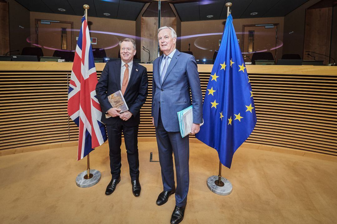 El negociador europeo Michel Barnier y el británico David Frost