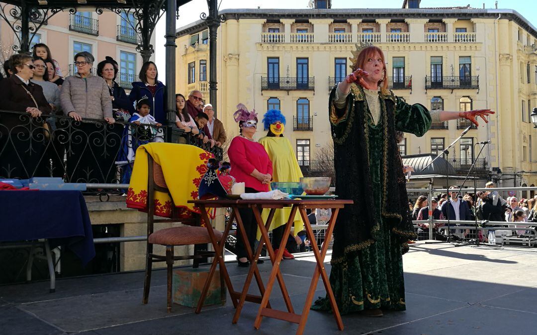 Maite Hernangómez durante el pregón que abre las fiestas de Carnaval