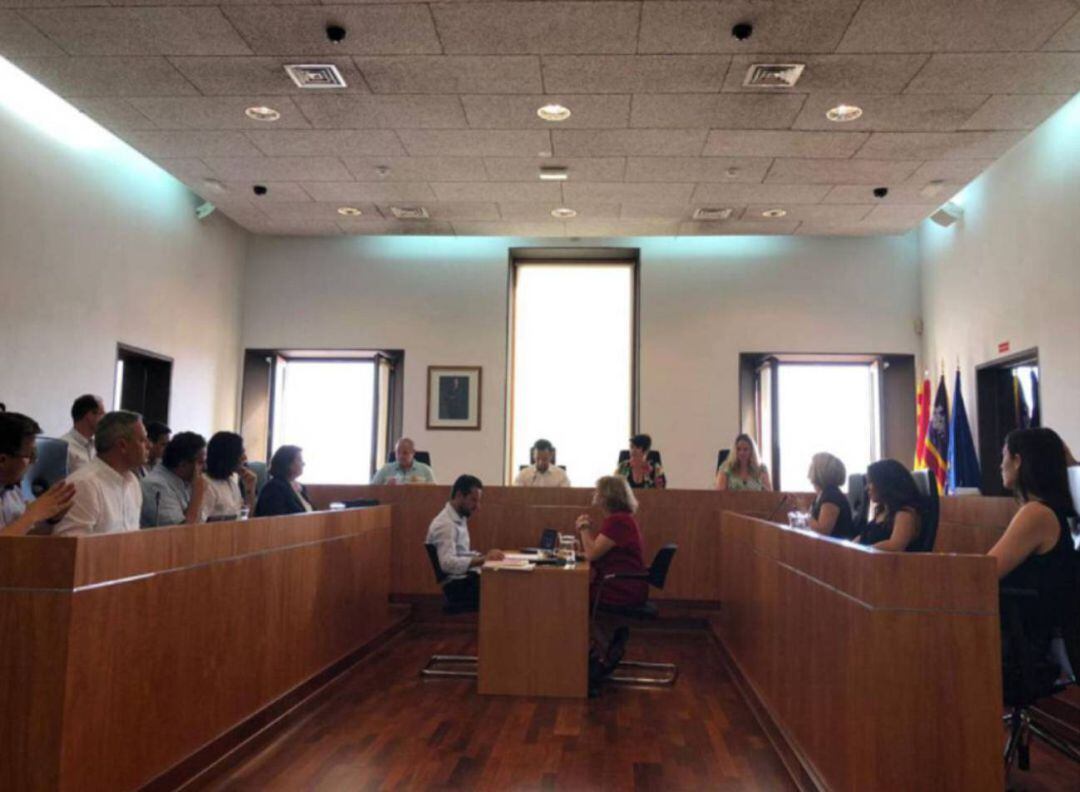 Imagen de archivo de un pleno del Ayuntamiento de Ibiza