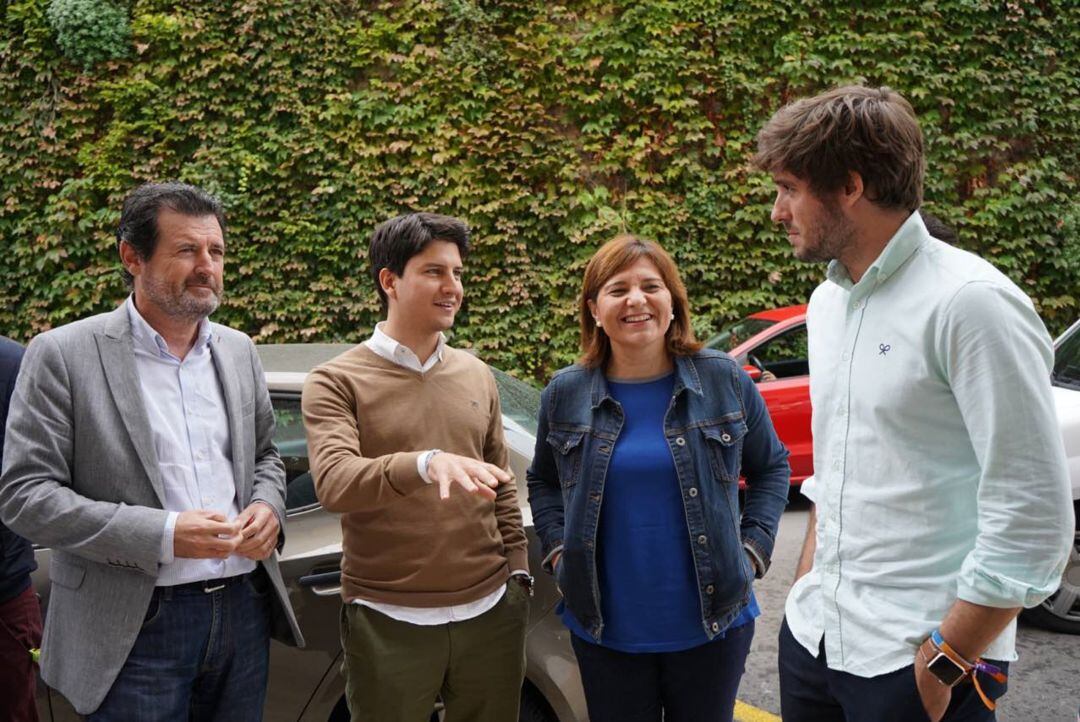 Isabel Bonig en la apertura de la Escuela de Otoño de NNGG de la Comunitat Valenciana