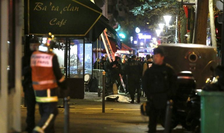 Aledaños de la sala Bataclan tras el ataque terrorista