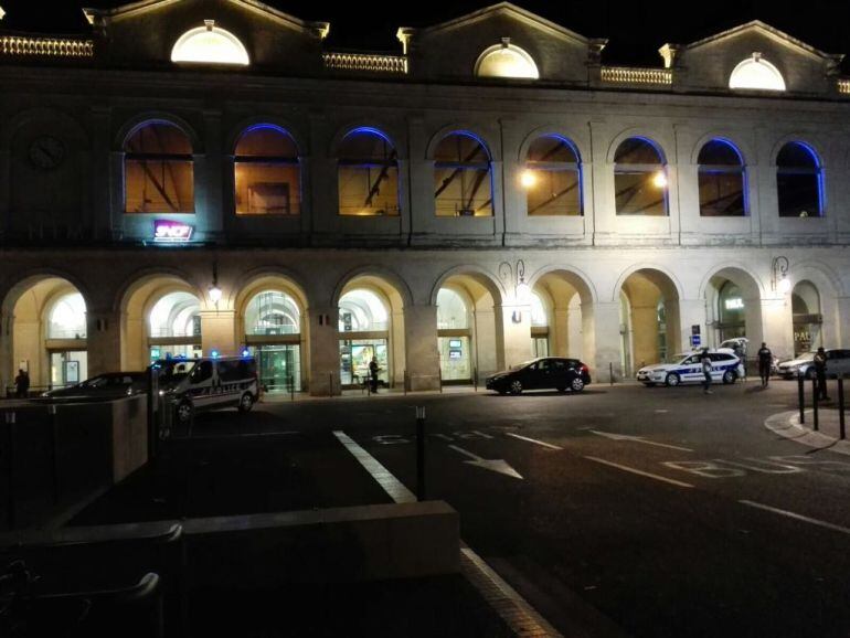 Exteriores de la estación de Nimes