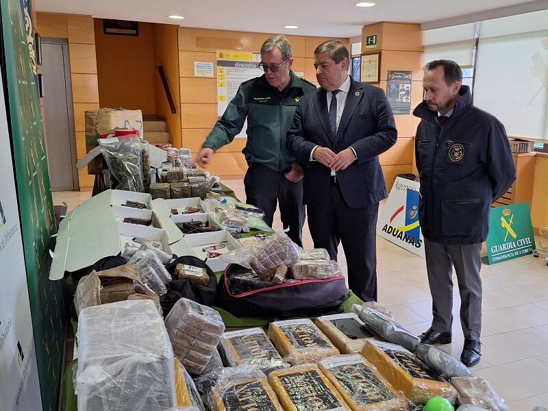 Material incautado en el operativo Foto/Subdelegación Gobierno A Coruña