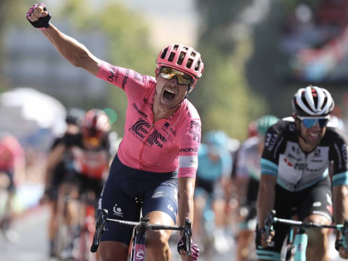 La ciudad se vuelca con la Vuelta en una etapa en el que el calor ha sido clave