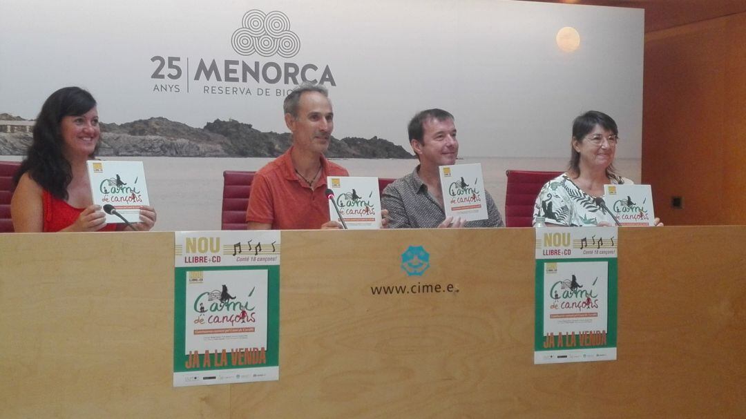 El libro-disco se presentó este lunes.