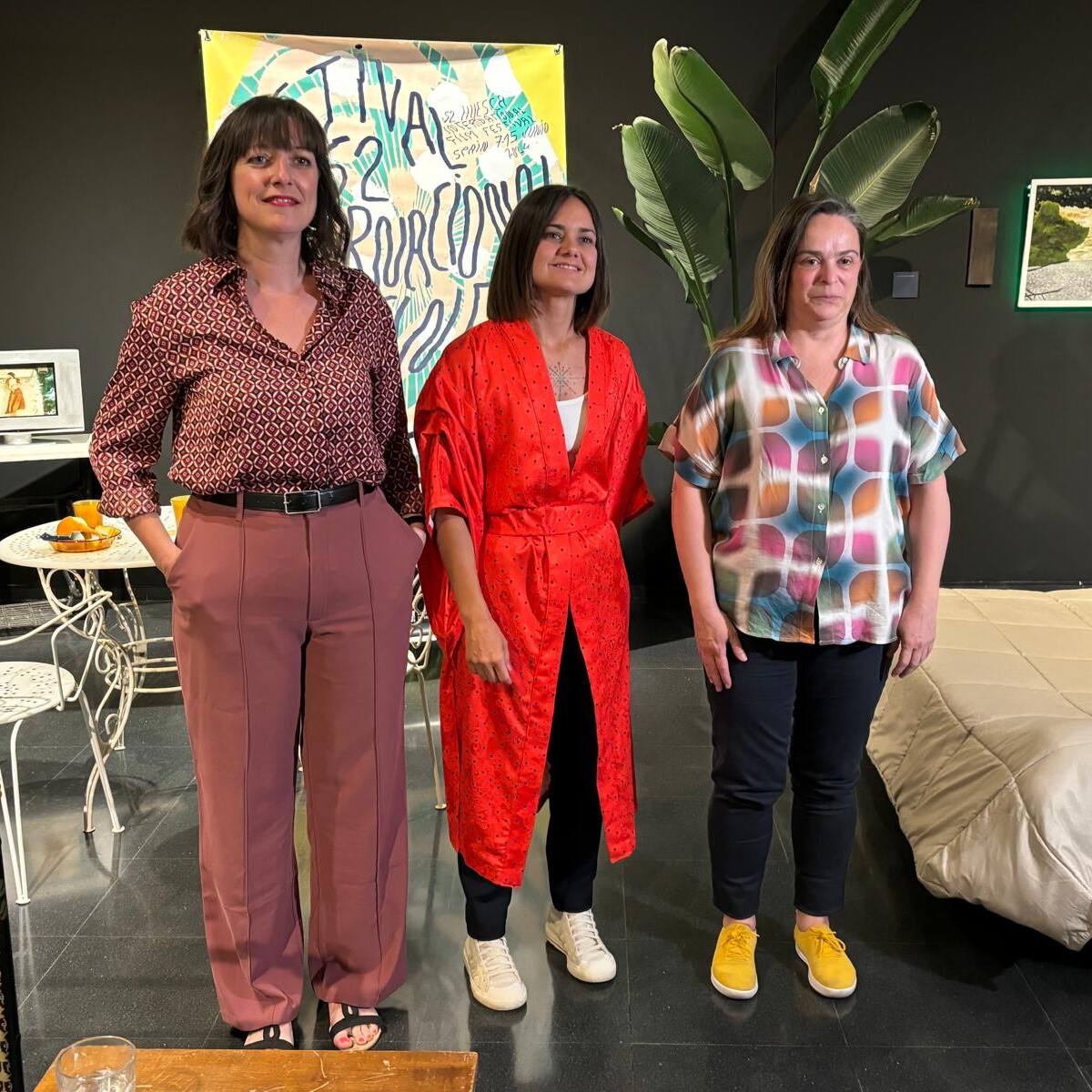 "Un pasado de película", exposición que replica escenas de cine en viejos televisores