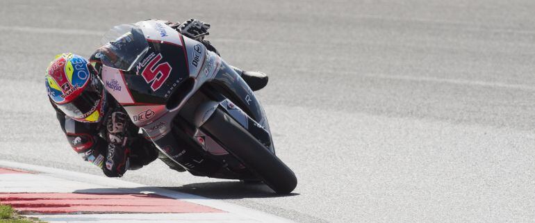 Zarco gana en Silverstone