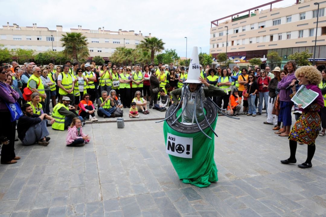 El GOB impulsó las grandes manifestaciones contra las rotondas diseñadas por el anterior gobierno insular del PP.