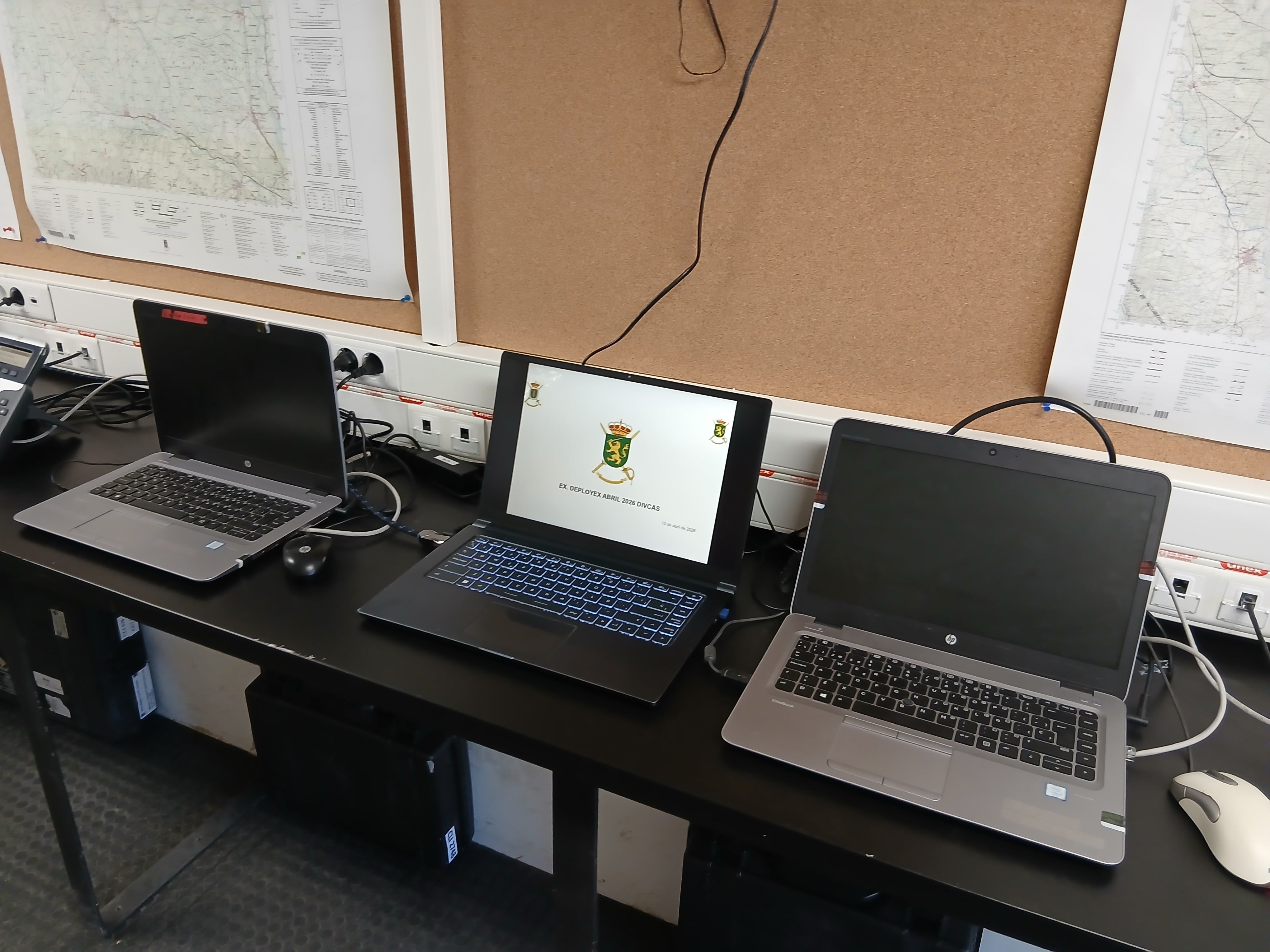 Ejercicio militar en Las Baldorrias en Barbastro