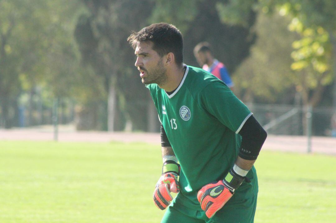 Héctor Pizano durante un entrenamiento en el campo Pepe Ravelo