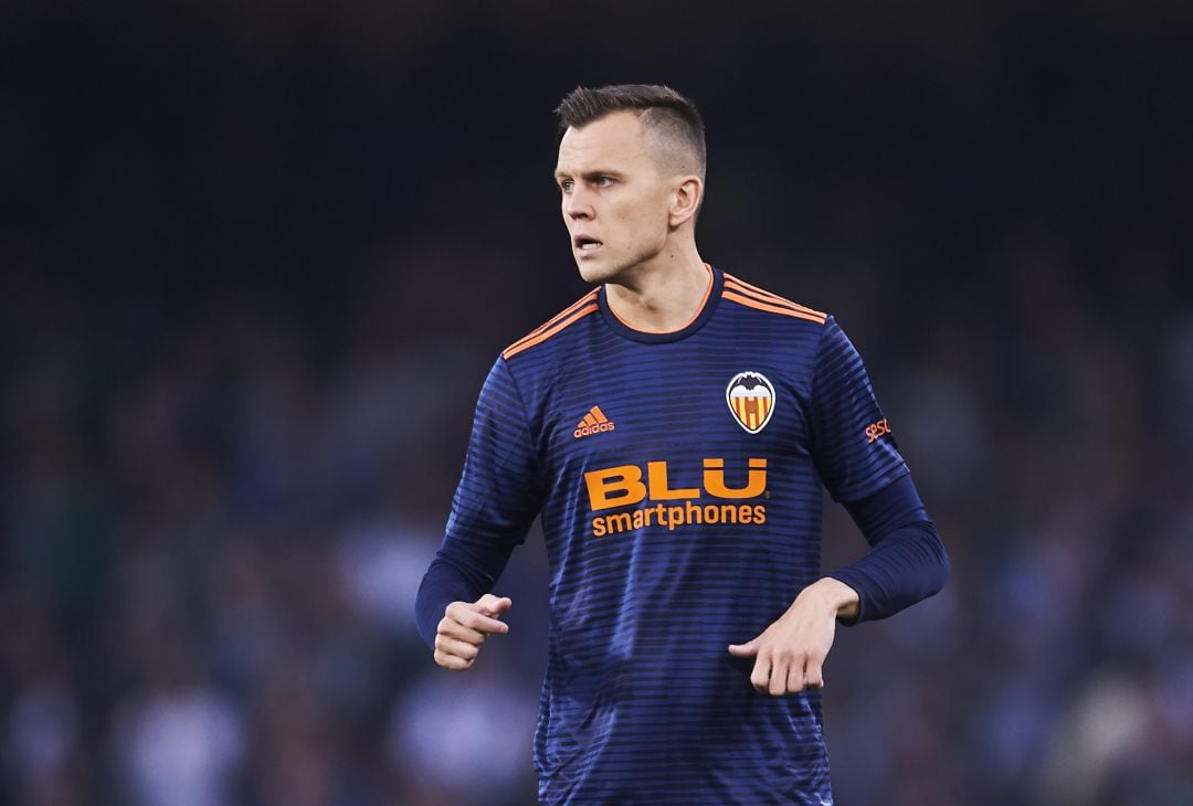 Cheryshev con la camiseta del Valencia.