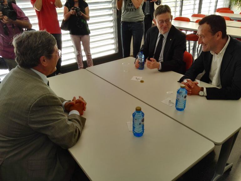 El presidente de la Generalitat y el alcalde de Elche reunidos con el rector de la UMH