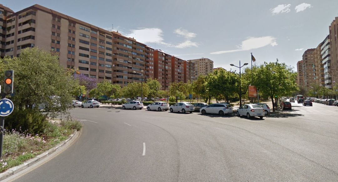 El círculo por la defensa del patrimonio histórico de València pide que se mantenga el pavimento antiguo de la avenida Blasco Ibáñez de la ciudad