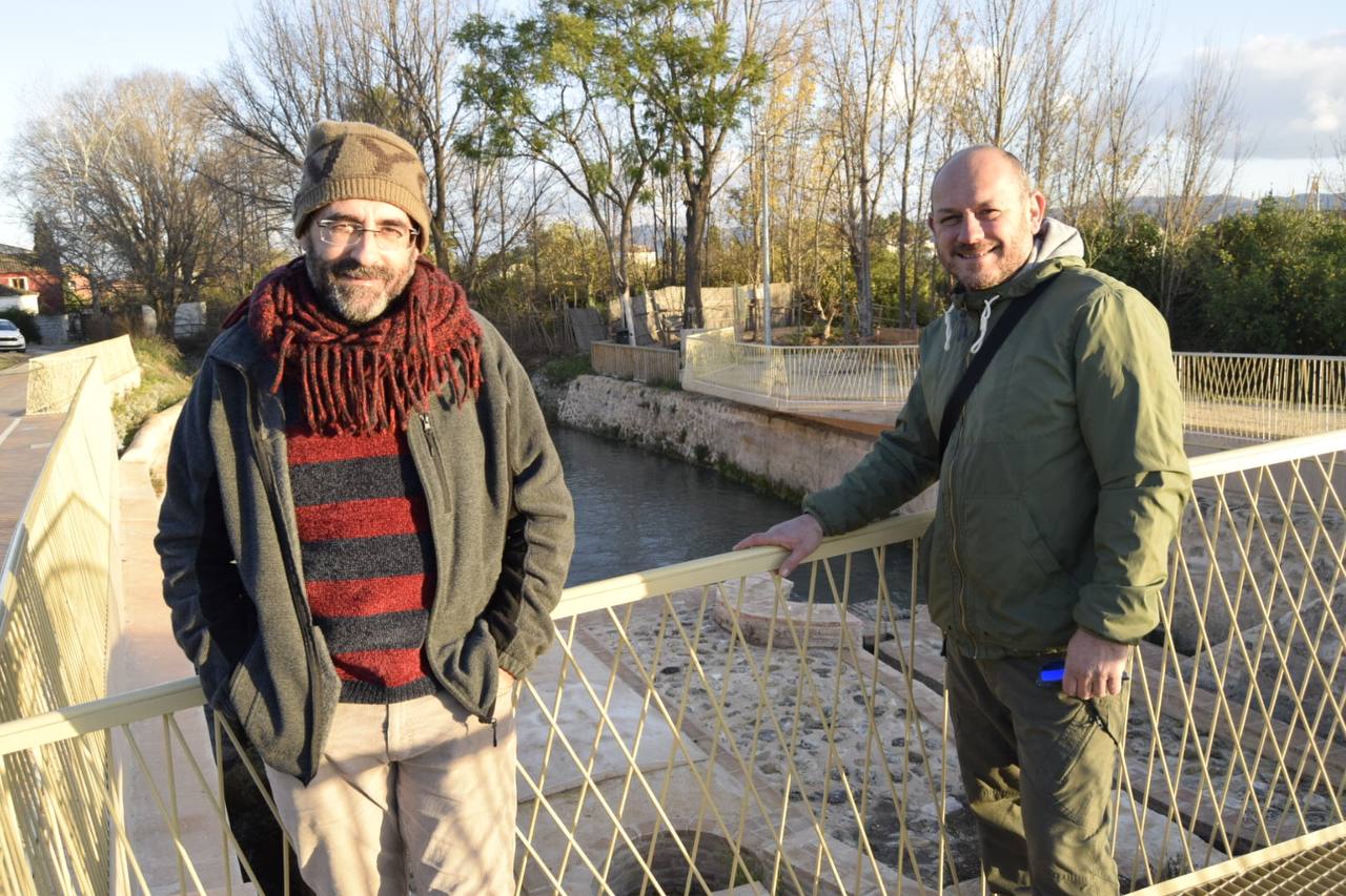 José Antonio Moreno Micol, presidente de Huerta Viva, junto a Paco Orenes, &#039;El Huertanico&#039;, en el Molino de la Pólvora