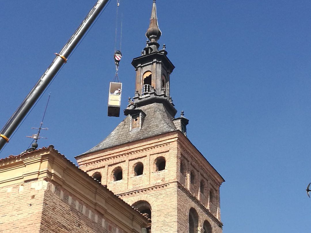 El Obispado pedirá ayuda a la Junta para el arreglo exterior de la parte alta de la torre de San Martín