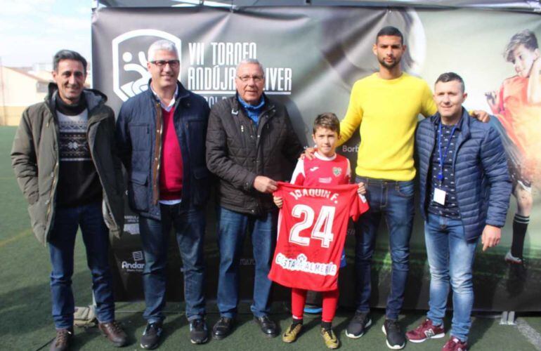 El jugador del Almería, Joaquín, presidió la entrega de premios.