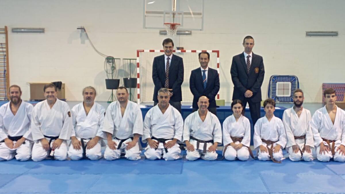 Nuevos cinturones negros para Ourense de Nijon Tai-Jitsu