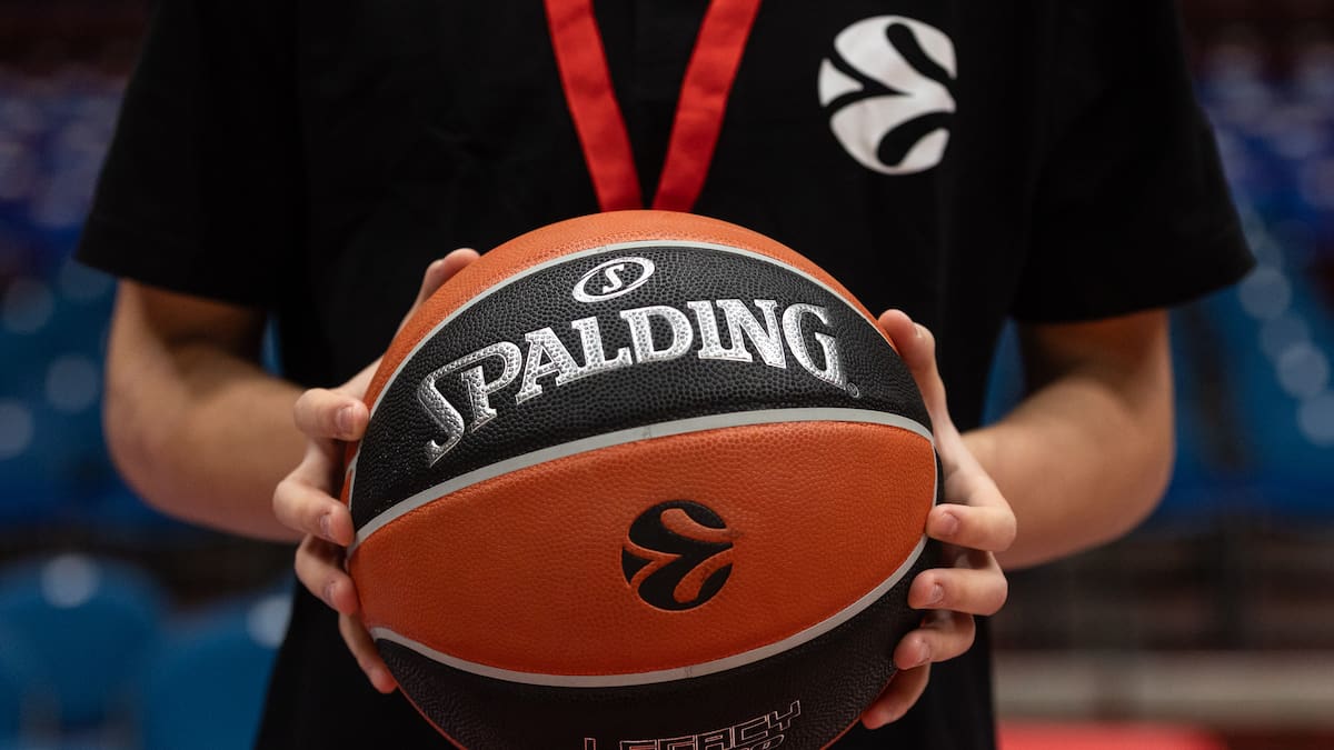 La Euroliga aprueba sedes alternativas por el conflicto entre Irán y Estados Unidos