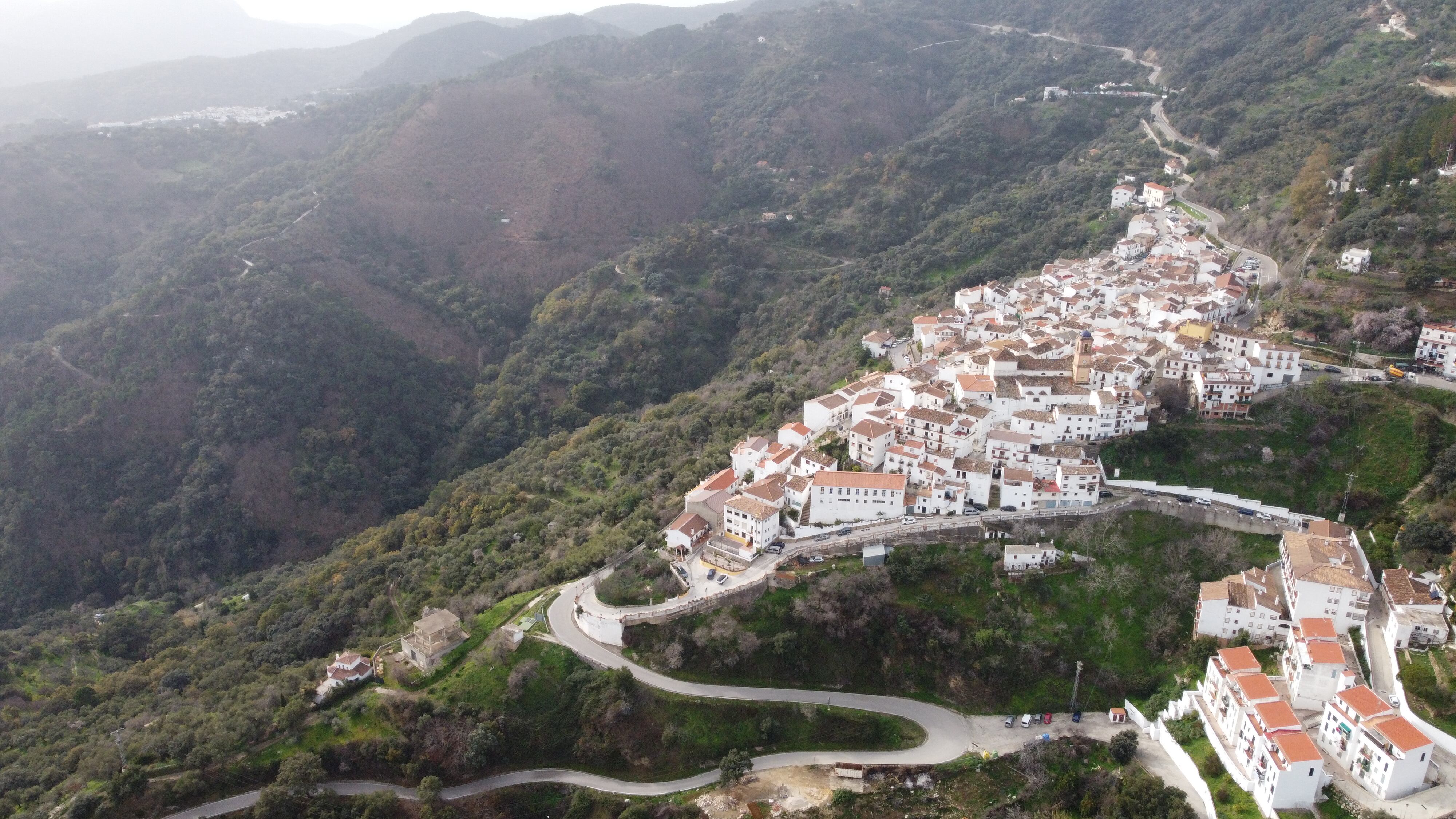 Imagen aérea del pueblo de AlgatocínDCIM\100MEDIA\DJI_0035.JPG