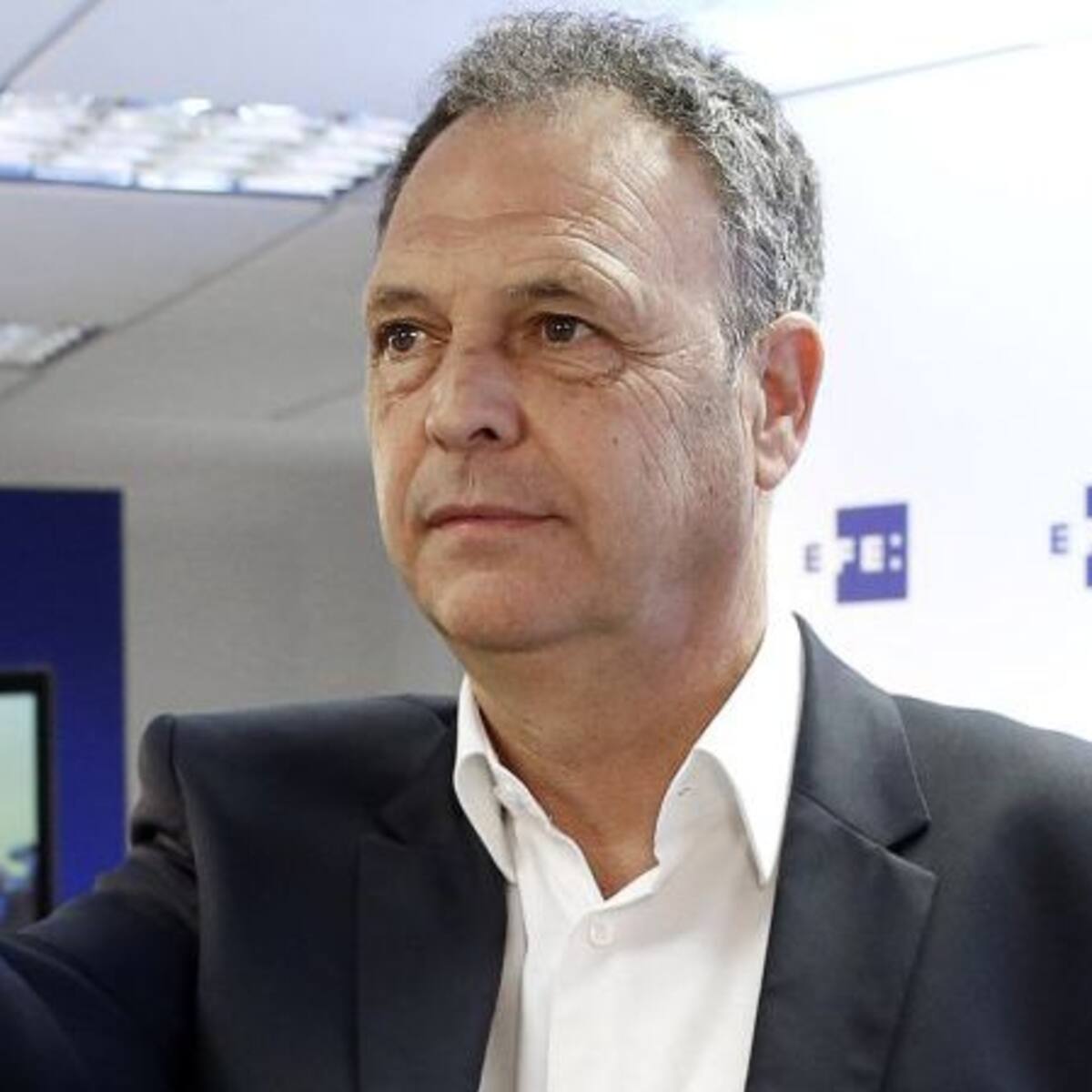 Caparrós: "Bryan Gil es un jugador distinto que va a enganchar a la afición"