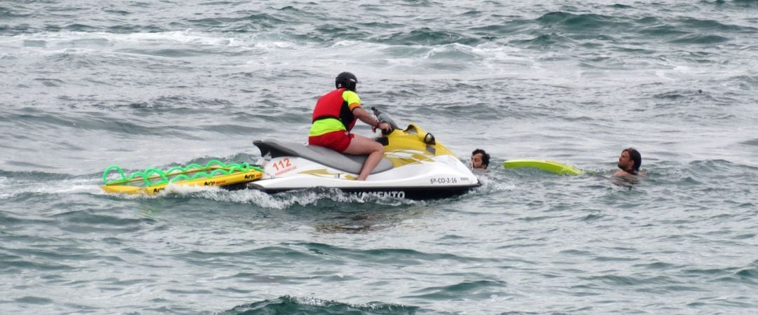 Simulacro de rescate en la bahía