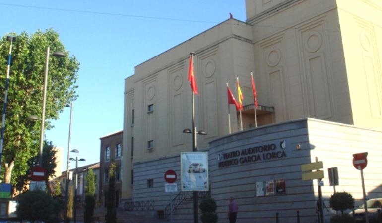 El teatro Federico García Lorca acoge hoy varias obras representadas por mayores