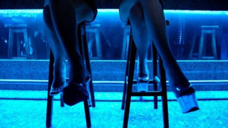 Sortean sexo con prostitutas