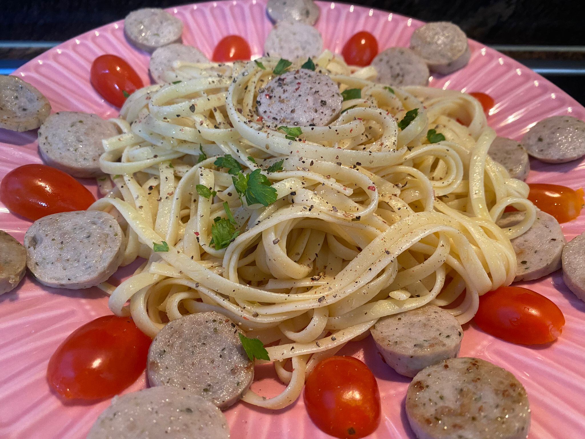 Tallarines con Bratwurst.