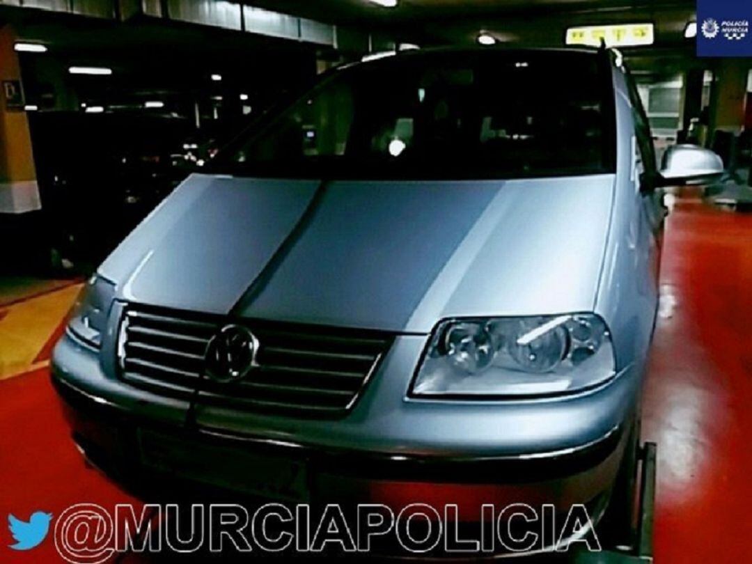 Coche interceptado por la Policía Local