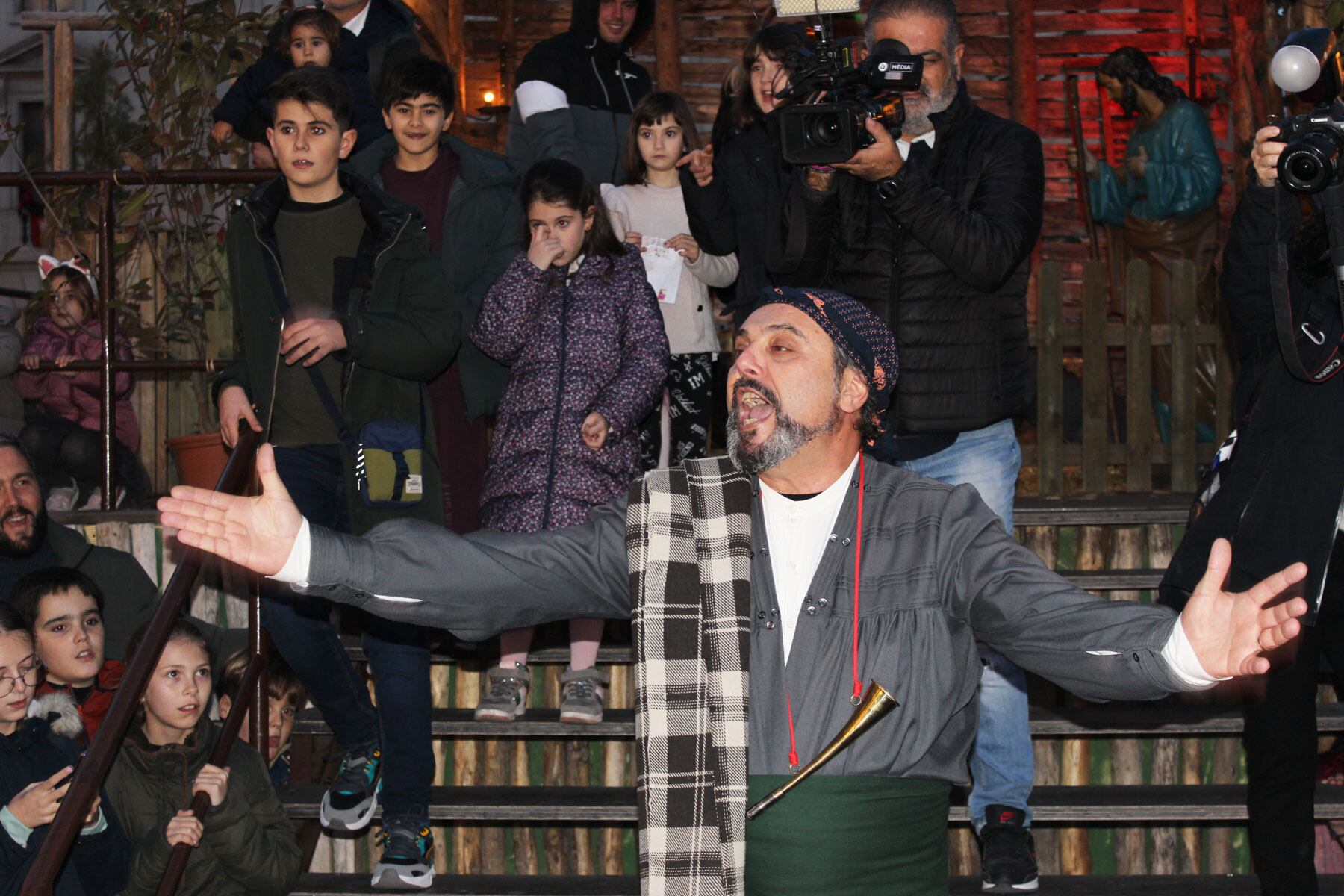 El pregó del Tio Pian just davant del Naixement de la Plaça d'Espanya
