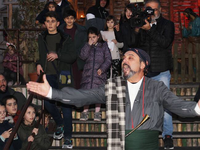 El pregó del Tio Pian just davant del Naixement de la Plaça d'Espanya
