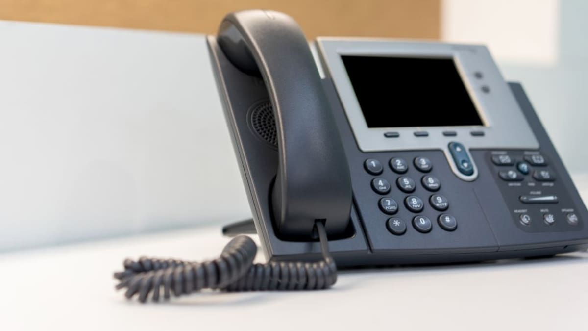 Un estafador se hace pasar por el obispo de Ávila